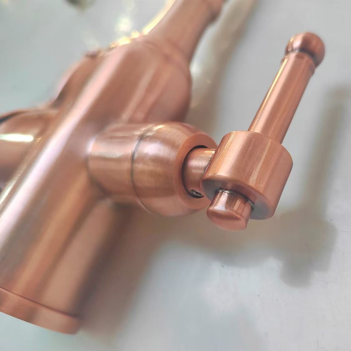 Filtered-water lever detail